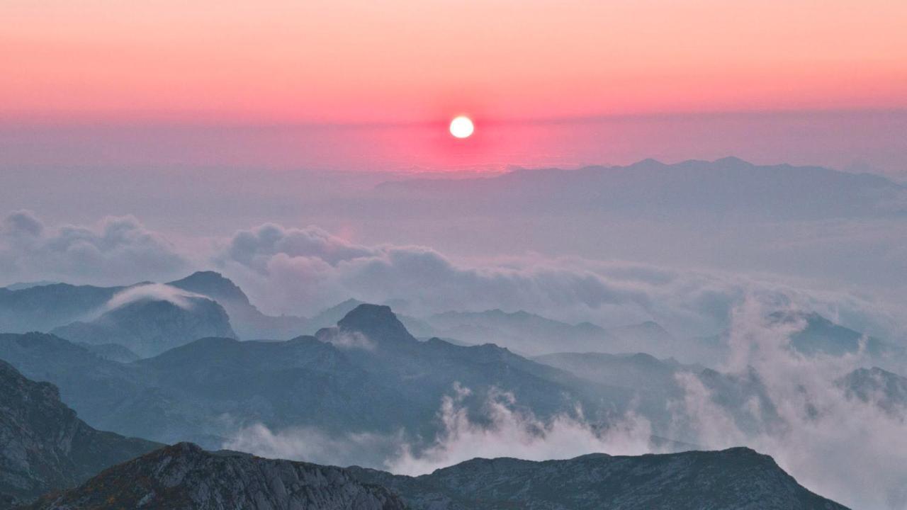 Pulieru - Picos De Europa Views, Designed For All Seasons กังกัส เด โอนิส ภายนอก รูปภาพ