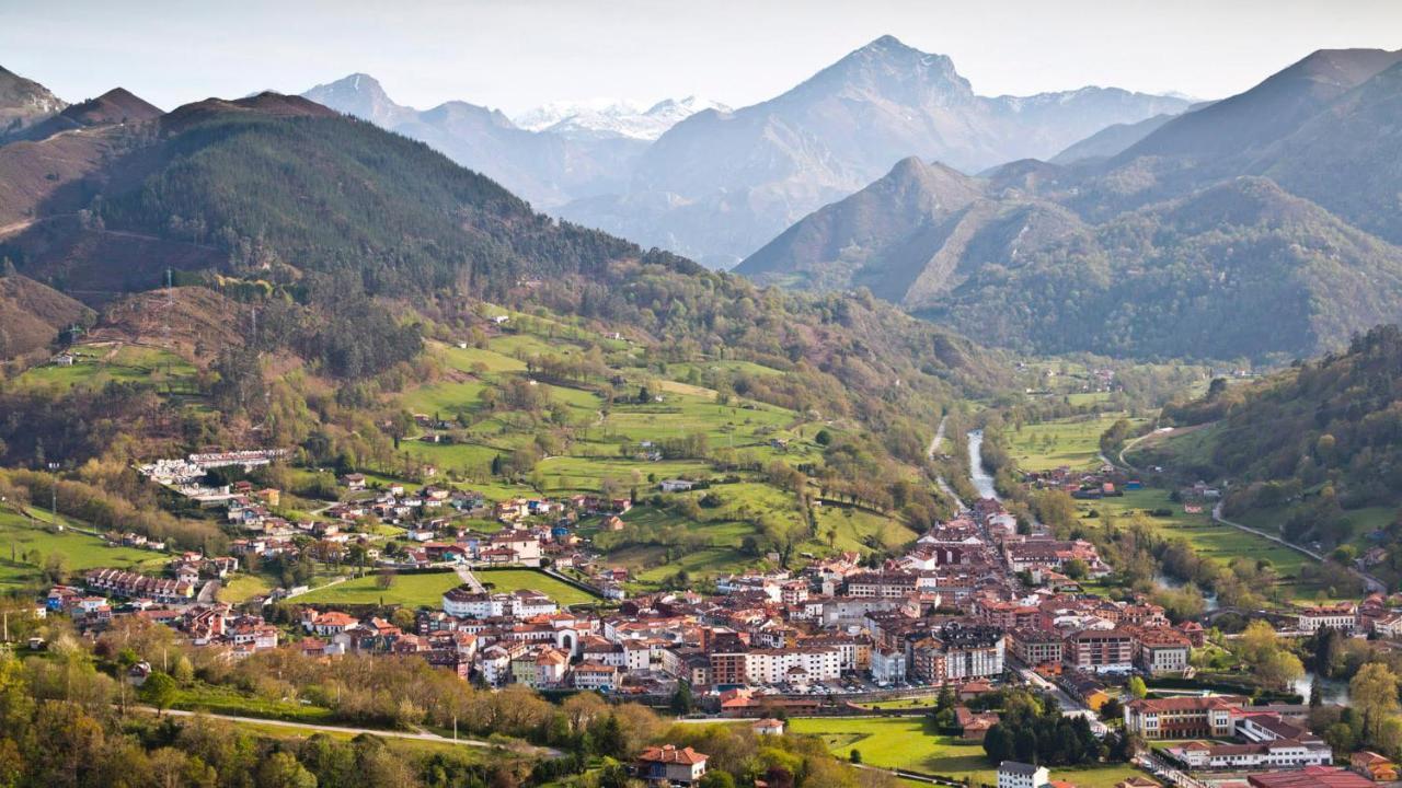 Pulieru - Picos De Europa Views, Designed For All Seasons กังกัส เด โอนิส ภายนอก รูปภาพ