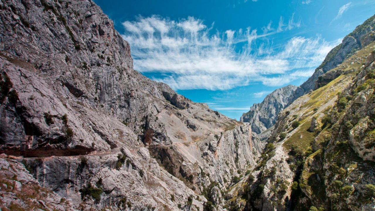 Pulieru - Picos De Europa Views, Designed For All Seasons กังกัส เด โอนิส ภายนอก รูปภาพ